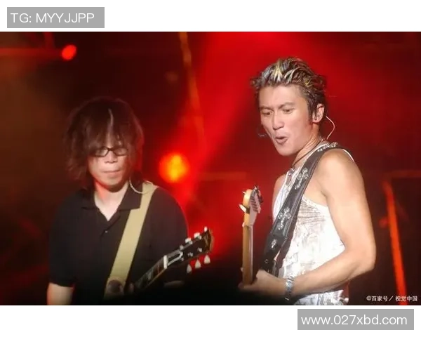 回顾绿茵传奇巨星少年时期珍贵早期照片全景展现