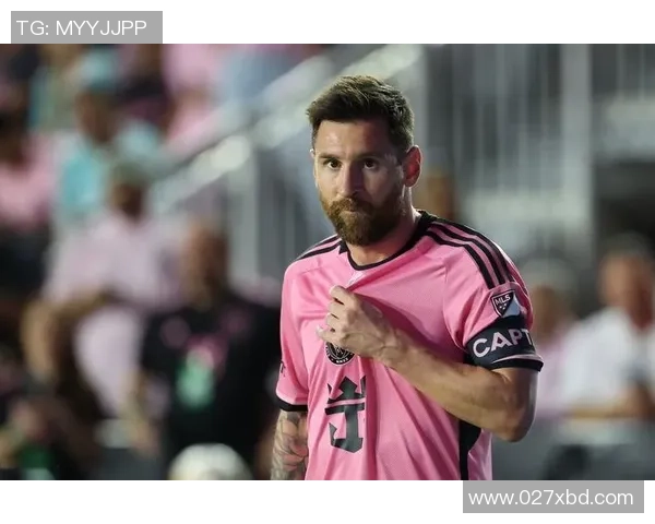 当代足球巨星的崛起与竞争分析梅西C罗背后的新势力与未来之星