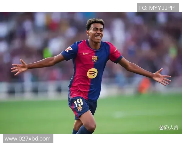 日本足球球星精彩混剪展现多面才华与赛场激情